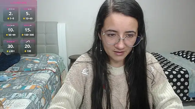 Snapshot of Dayanna_Smitt chatting on November 2025 02:14:01 AM Dayanna Smitt online show from November 2025 02:14:01 AM