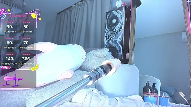 Jackie Swann online show from September 2025 03:22:01 AM