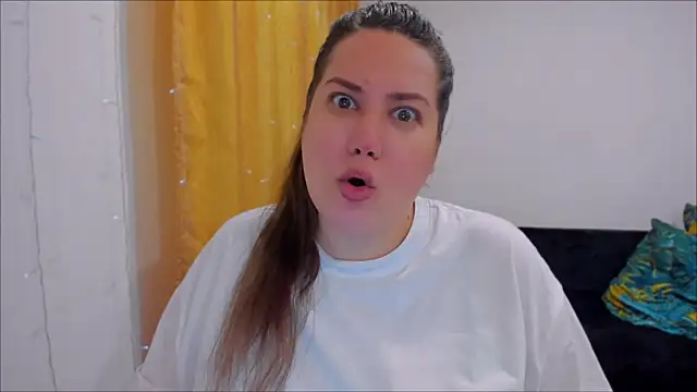 Snapshot of _madalexa_ chatting on February 2025 07:42:02 PM madalexa online show from February 2025 07:42:02 PM