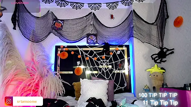 Moon Water   online show from November 2025 10:04:02 AM