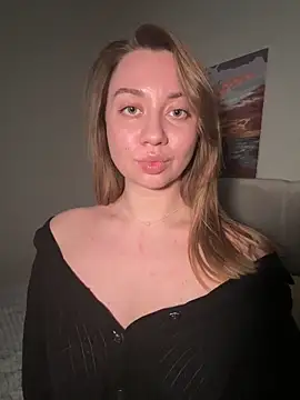 Snapshot of DanielaWisse chatting on February 2026 01:43:01 AM DanielaWisse online show from February 2026 01:43:01 AM