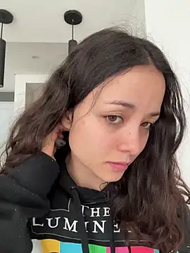 Megan Rodrigo online show from July 2026 02:10:01 PM