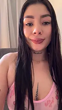 Roxanne 08 online show from March 2026 07:17:02 PM