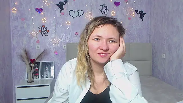 SallyVerda online show from February 2025 04:07:01 AM