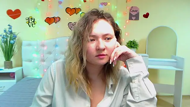 SallyVerda online show from February 2025 09:36:01 PM