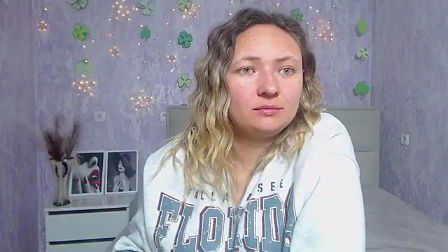 SallyVerda online show from March 2025 06:42:02 PM