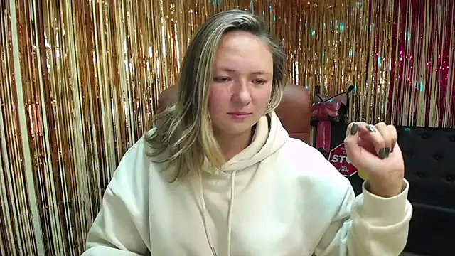 SallyVerda online show from October 2025 05:23:02 PM