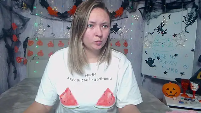 SallyVerda online show from October 2025 07:03:02 PM