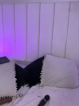 Amber Martins  online show from January 2025 03:09:02 AM