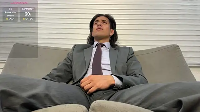 Tom blunt96 online show from February 2025 03:31:01 AM