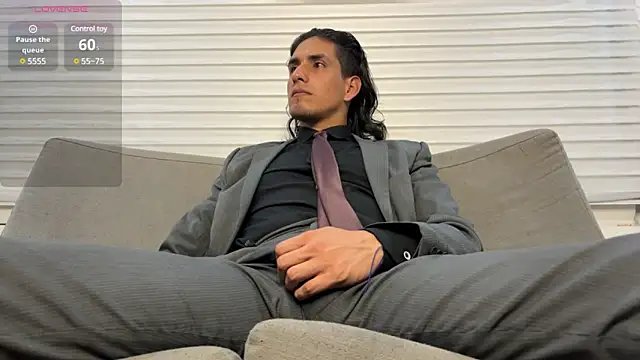 Tom blunt96 online show from February 2025 12:05:01 AM