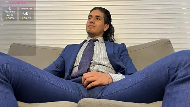 Tom blunt96 online show from February 2025 08:40:01 PM