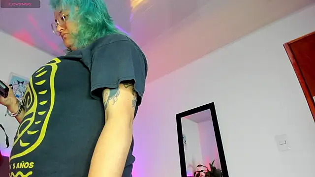 lucky-leah online show from March 2025 03:30:02 AM