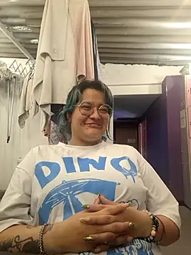 Snapshot of lucky-leah chatting on July 2026 04:19:01 AM lucky-leah online show from July 2026 04:19:01 AM