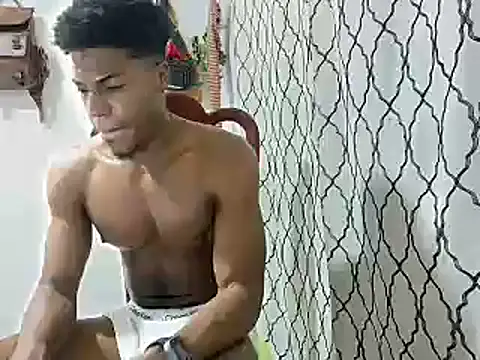 andrews2399 online show from January 2025 01:21:02 AM