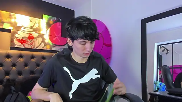 Santi delacruz online show from January 2025 03:00:01 PM