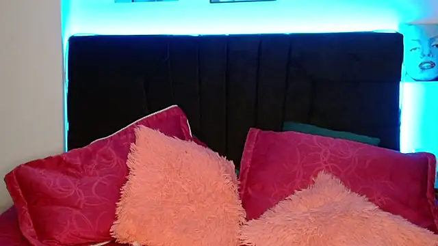 pearllatin online show from January 2025 11:50:01 PM