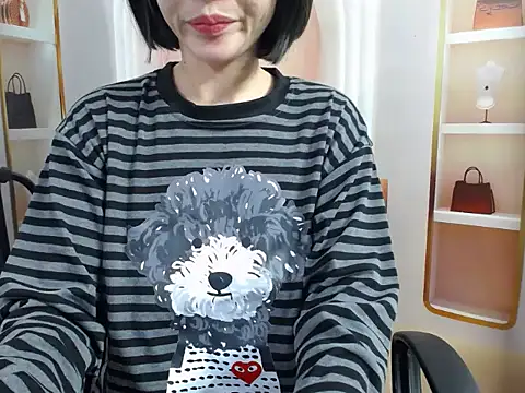 Love bug15 online show from February 2026 04:21:02 PM