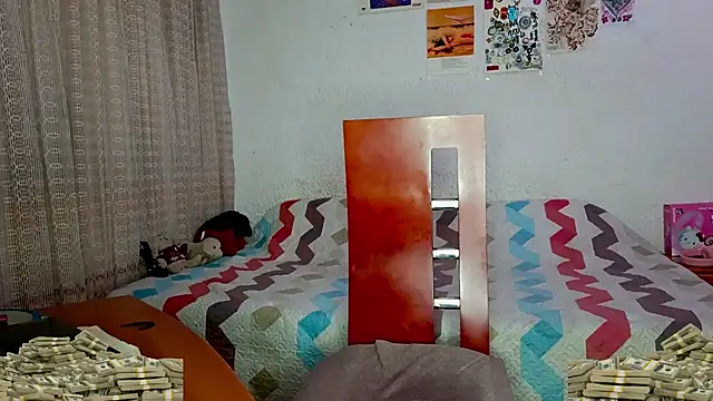 Snapshot of angelsdustxxx chatting on March 2025 04:08:02 AM angelsdustxxx online show from March 2025 04:08:02 AM