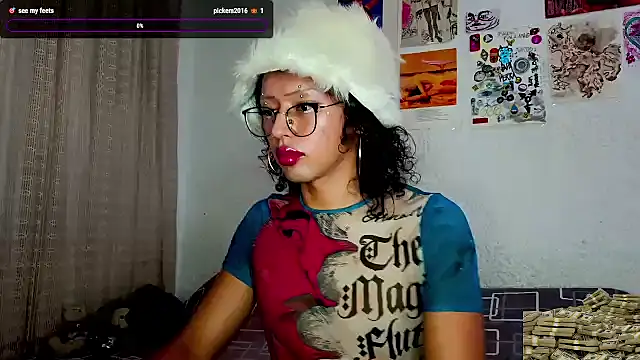 Snapshot of angelsdustxxx chatting on March 2025 06:29:01 PM angelsdustxxx online show from March 2025 06:29:01 PM