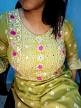 Snapshot of Dayna-36 chatting on December 2024 07:38:02 PM Dayna-36 online show from December 2024 07:38:02 PM