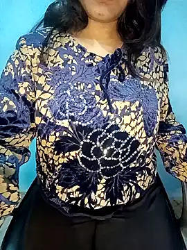 Snapshot of Dayna-36 chatting on February 2025 05:50:02 PM Dayna-36 online show from February 2025 05:50:02 PM