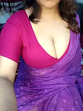 Snapshot of Dayna-36 chatting on September 2025 03:00:02 PM Dayna-36 online show from September 2025 03:00:02 PM