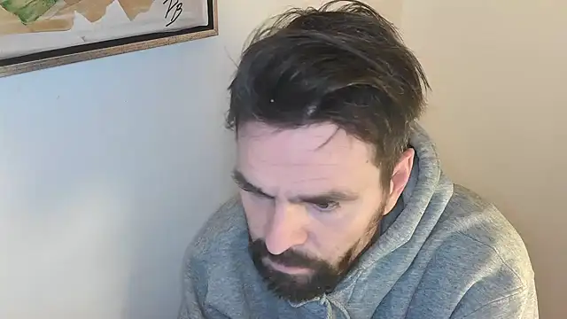 Snapshot of TB1977DK chatting on January 2026 05:05:02 PM TB1977DK online show from January 2026 05:05:02 PM