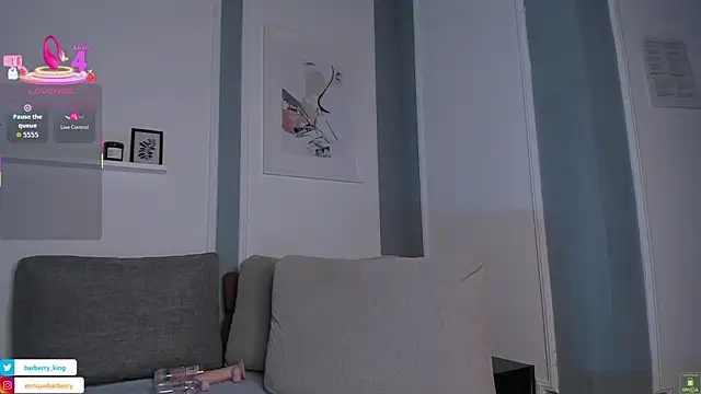 EnriqueBarberry online show from November 2025 06:28:01 AM