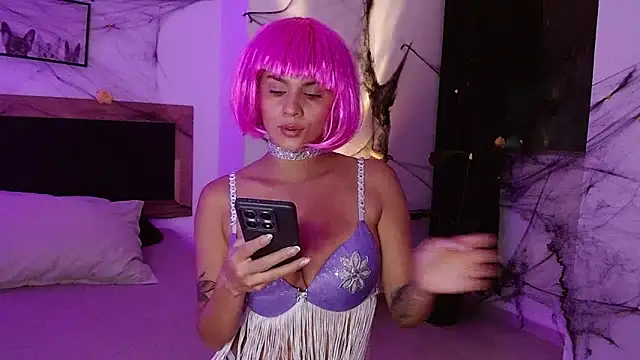 Susi bell online show from November 2025 12:01:02 AM