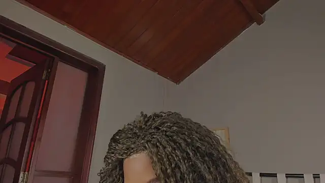 nayah   online show from February 2025 09:02:01 PM