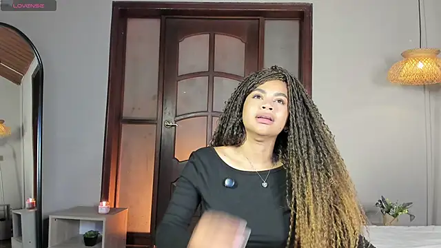 nayah   online show from March 2026 07:51:02 PM