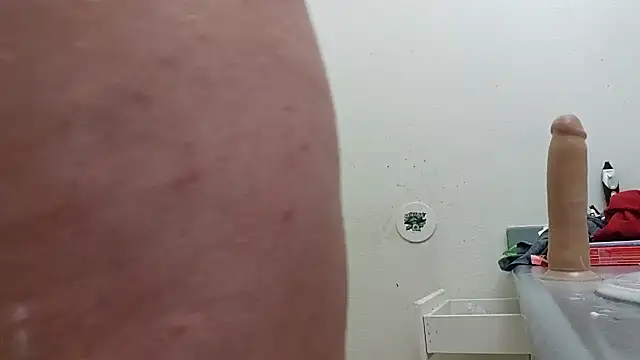 Fuckmyassg00d online show from November 2025 12:18:01 PM