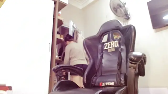 Snapshot of Alisa_Hotfeeling chatting on February 2025 04:28:02 AM Alisa Hotfeeling online show from February 2025 04:28:02 AM