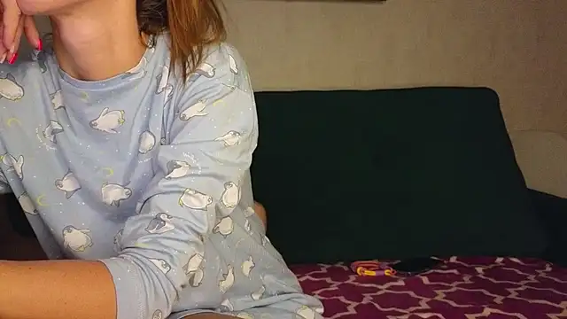 FoxLoveBasik online show from March 2025 02:32:01 AM