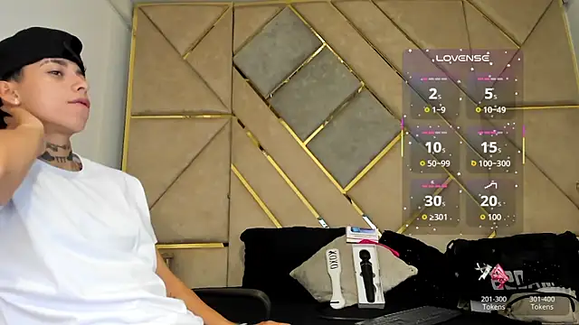 AmberAdams  online show from September 2025 12:40:02 PM