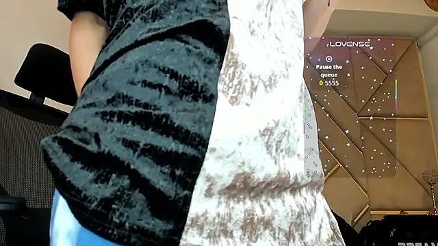 AmberAdams  online show from September 2025 03:05:01 PM