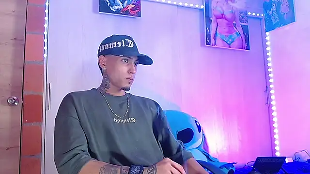 Liam lee online show from November 2025 03:05:02 PM