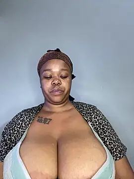 Mandy-101 online show from November 2025 04:44:01 PM