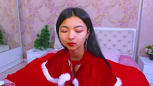 Shy Kira online show from December 2024 12:34:02 PM