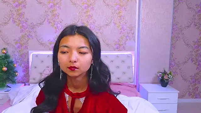 Shy Kira online show from December 2024 12:26:01 PM