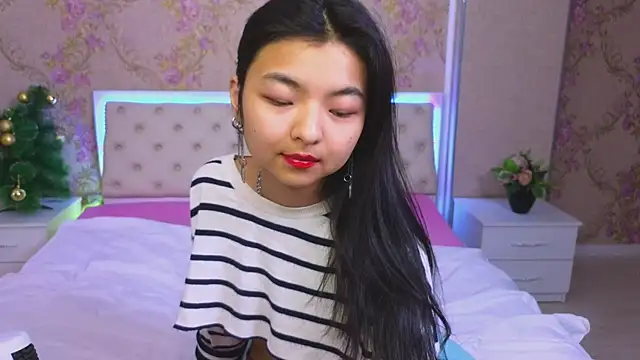 Shy Kira online show from January 2025 03:46:02 PM