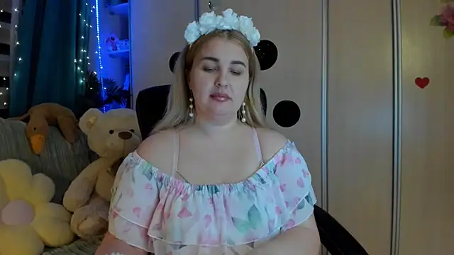 CoraSwon online show from March 2026 04:53:02 PM