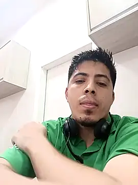 Snapshot of Fiel77 chatting on March 2026 06:02:01 PM Fiel77 online show from March 2026 06:02:01 PM