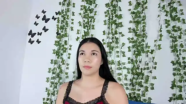 Emiily Parkerr online show from February 2026 03:02:02 AM