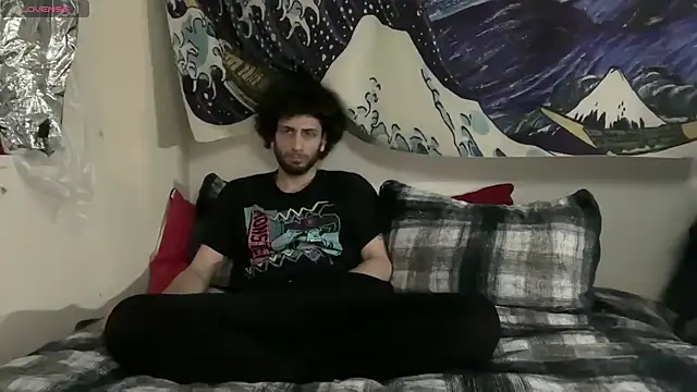 pantslesstraveler plt online show from December 2025 05:41:01 PM