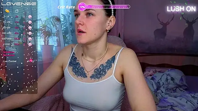Snapshot of Bella__Swoon chatting on April 2026 03:32:01 AM Bella Swoon online show from April 2026 03:32:01 AM