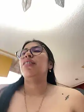 Snapshot of SaritaHot_69 chatting on December 2024 06:52:02 PM SaritaHot 69 online show from December 2024 06:52:02 PM