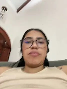 Snapshot of SaritaHot_69 chatting on March 2025 01:18:01 PM SaritaHot 69 online show from March 2025 01:18:01 PM