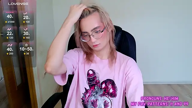 CuteYukiKun online show from October 2025 07:06:01 AM